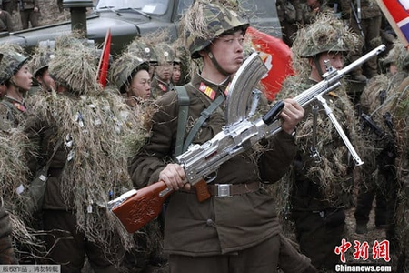 the-north-korean-kalashnibren-aka-type-73-light-machine-gun-v0-2wluscrybnm61.png