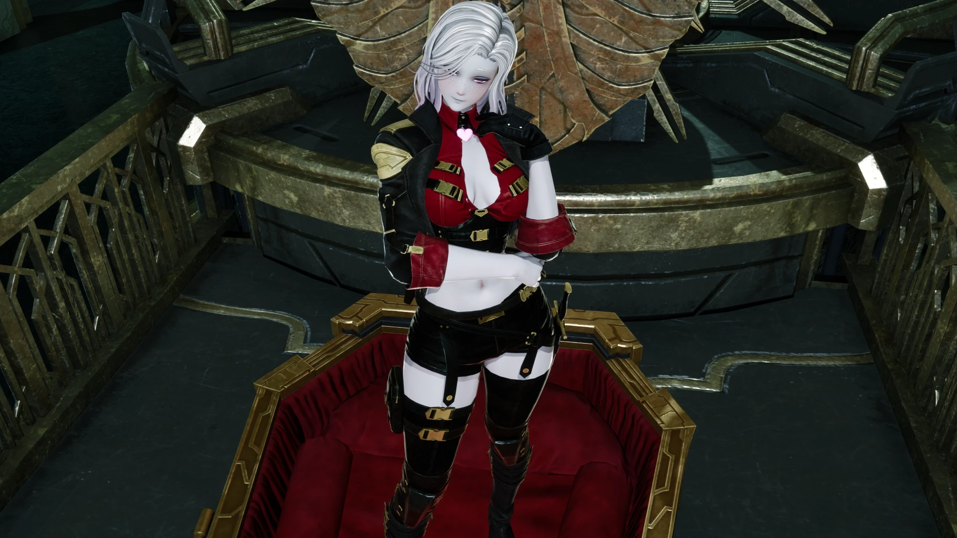 Revealing Female Outfit1